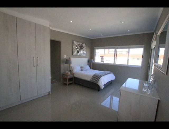 2 BEDROOM PROPERTY TO RENT IN GREEN POINT